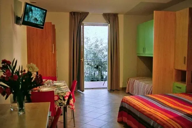 Stüdyo Capacity 3