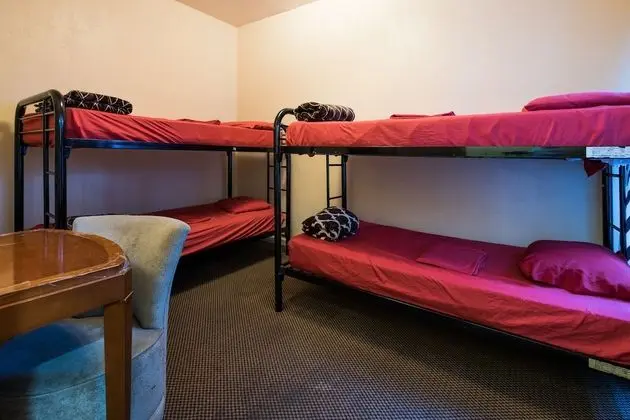 Ortak Ranzalı Oda, Karma Ranzalı Oda (4-Bed)
