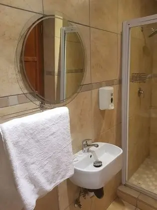 Budget Queen Room