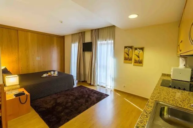 Single Studio