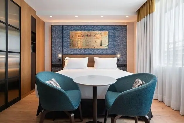 Deluxe Büyük Yataklı Tek Kişilik Oda