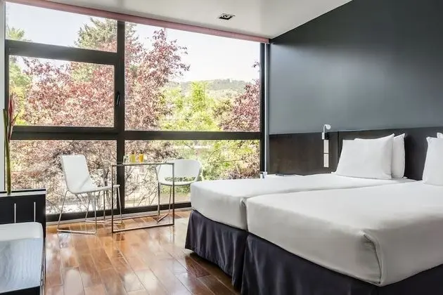 Standard Büyük Yataklı Tek Kişilik Oda