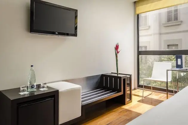 Standard Büyük Yataklı Tek Kişilik Oda