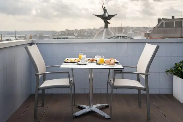 Junior Süit, Teras, Deniz Manzaralı