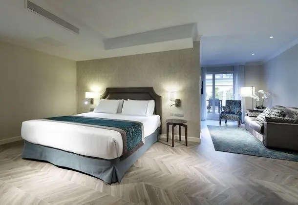 Deluxe Tek Büyük Yataklı Oda, Teras