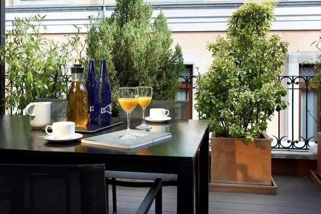 Deluxe Tek Büyük Yataklı Oda, Teras