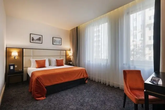 Standard Oda, Bağlantılı Odalar