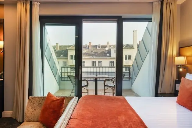 Superior Tek Büyük Yataklı Oda, Balkon