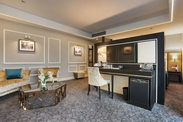 Superior Tek Büyük Yataklı Oda, Balkon