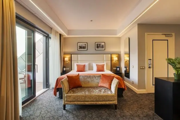 Superior Tek Büyük Yataklı Oda, Balkon