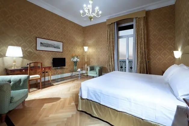 Deluxe Tek Büyük Yataklı Oda, Deniz Manzaralı