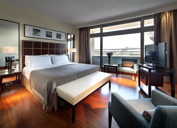 Üç Kişilik Oda (Marina)