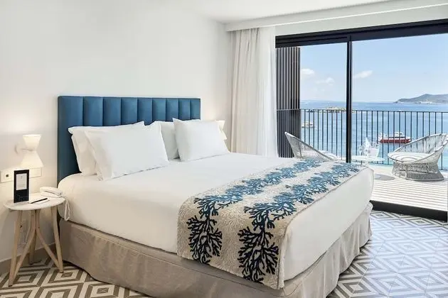 Dubleks, Deniz Manzaralı (3 adults)