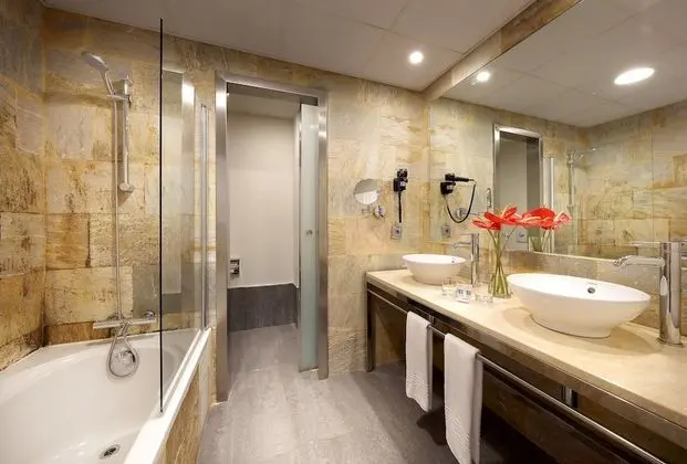 Villa (2 people)