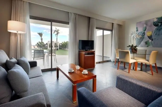 Villa (2 people)