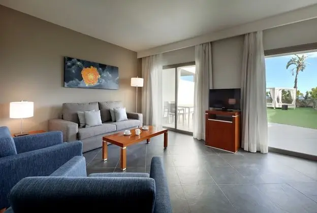Villa (2 people)