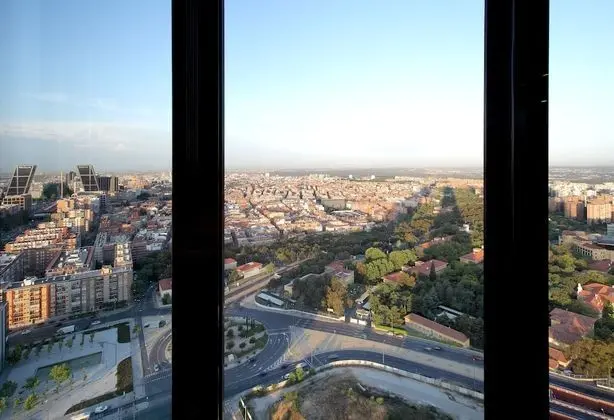 Superior Büyük Yataklı Tek Kişilik Oda