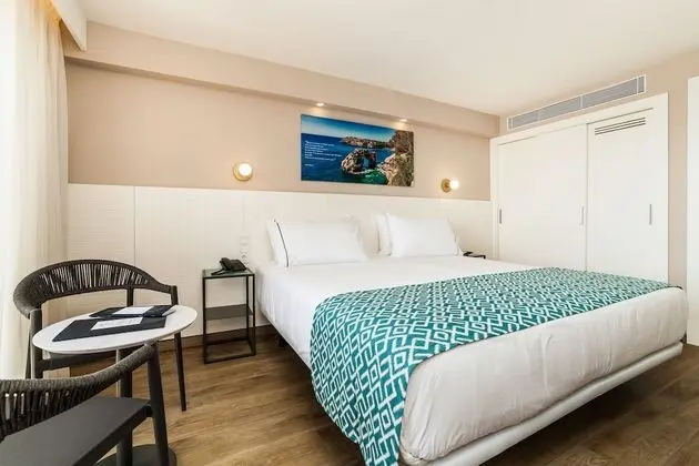 Üç Kişilik Oda, Balkon (2 adults + 1 child)