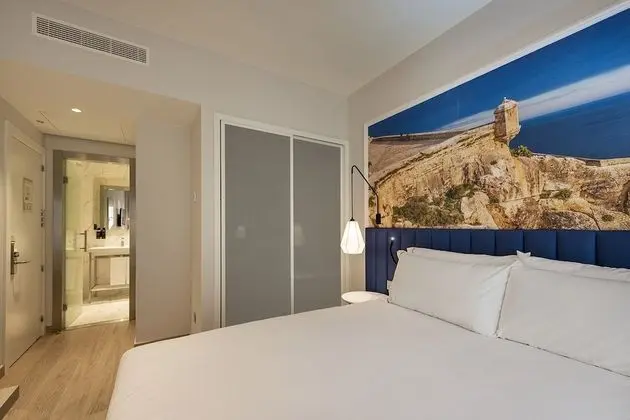 Tek Büyük Yataklı Oda, Şehir Manzaralı