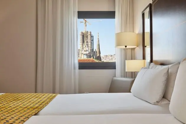 City Tek Büyük veya İki Ayrı Yataklı Oda