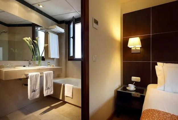 Standard Oda, 1 Çift Kişilik Yatak