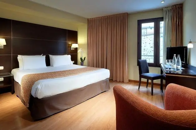 Standard Oda, 1 Çift Kişilik Yatak