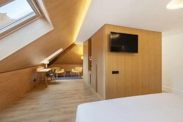 Deluxe Büyük Yataklı Tek Kişilik Oda