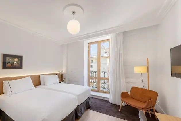 Deluxe Büyük Yataklı Tek Kişilik Oda