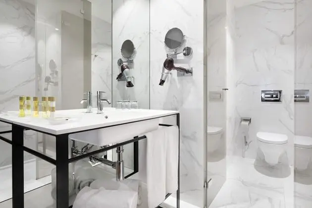 Tek Büyük Yataklı Oda