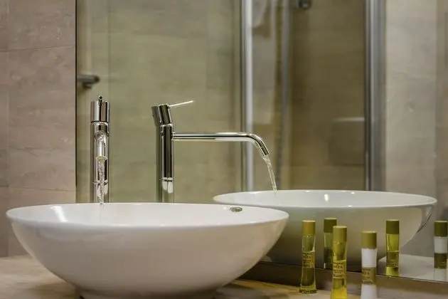 Tek Büyük veya İki Ayrı Yataklı Oda, Teras