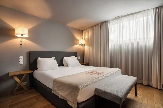 Comfort Tek Büyük Yataklı Oda