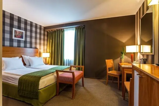 Standard Tek Büyük Yataklı Oda