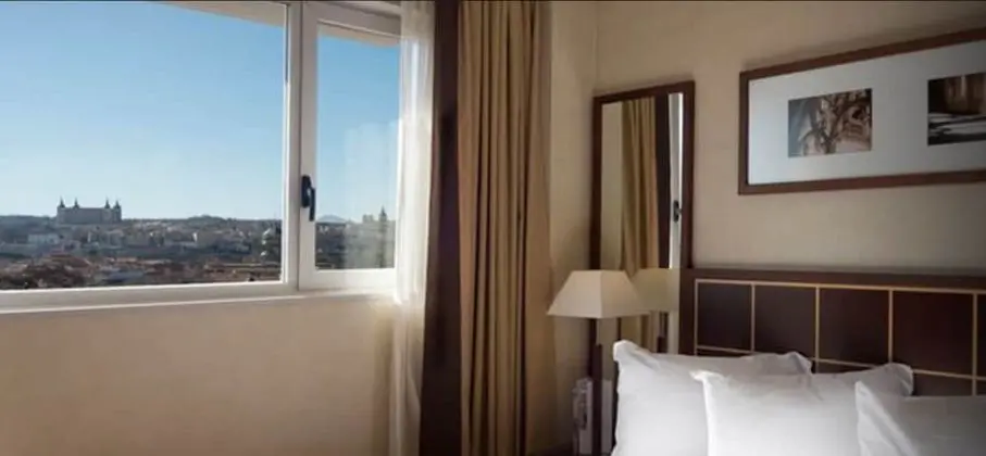 Tek Büyük Yataklı Oda, Şehir Manzaralı