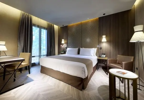 Tek Büyük Yataklı Oda