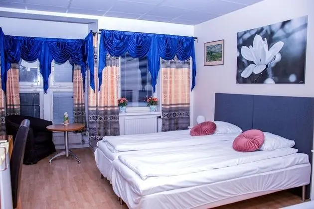 Üç Kişilik Oda