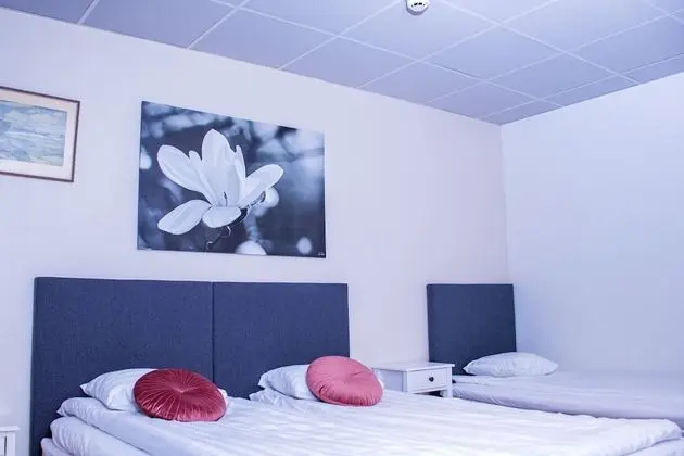 Üç Kişilik Oda