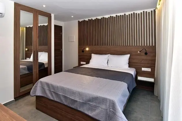 Deluxe Üç Kişilik Oda, Deniz Manzaralı