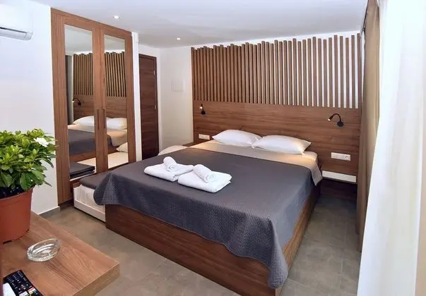 Deluxe Üç Kişilik Oda, Deniz Manzaralı