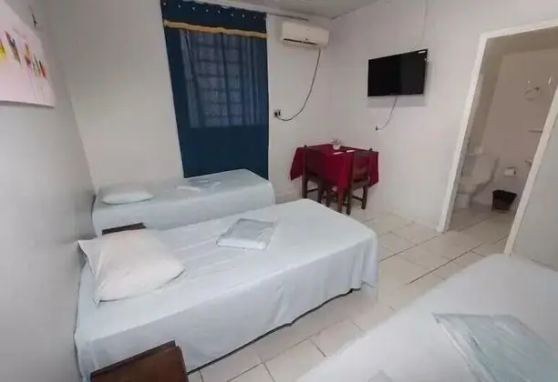 Üç Kişilik Oda