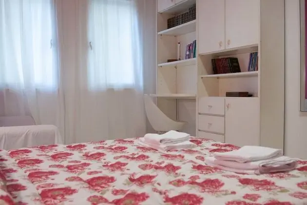 Basic Tek Büyük Yataklı Oda, Özel Banyo