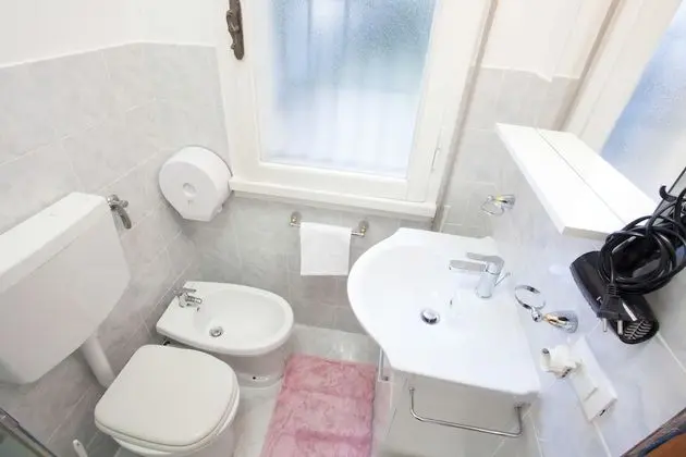 Comfort Tek Büyük Yataklı Oda, 1 Büyük (Queen) Boy Yatak, Banyolu/Duşlu