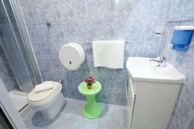 Economy Oda, Özel Banyo