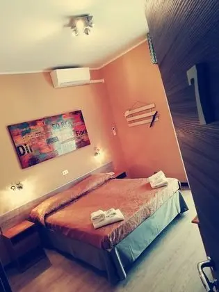 Üç Kişilik Oda