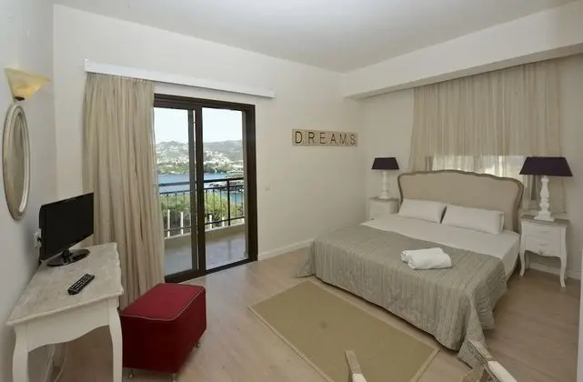 Tek Büyük Yataklı Oda, Deniz Manzaralı