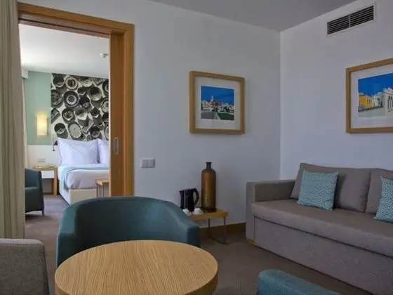 Suit One Bedroom