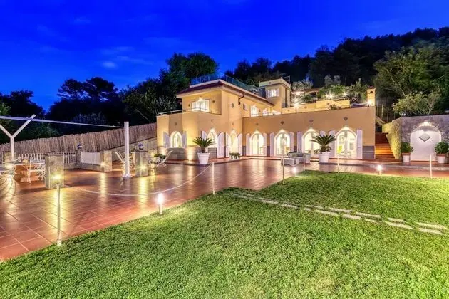 Villa, Sigara İçilebilir