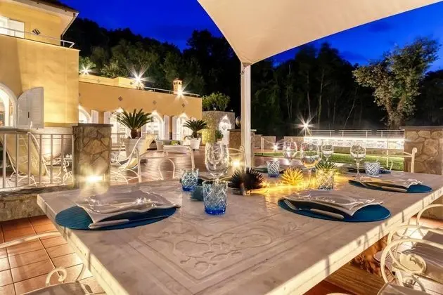 Villa, Sigara İçilebilir