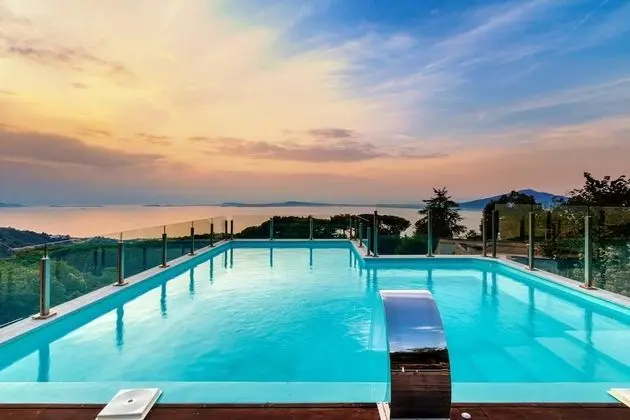 Villa, Sigara İçilebilir