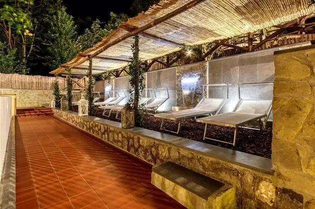 Villa, Sigara İçilebilir