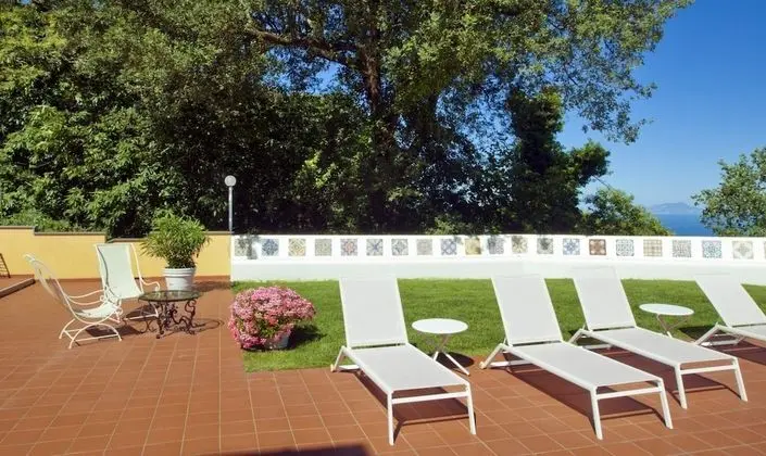 Villa, Sigara İçilebilir
